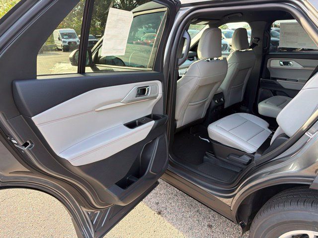 New 2027 Ford Explorer Active w/ Active Comfort Package AWD/4WD image 10