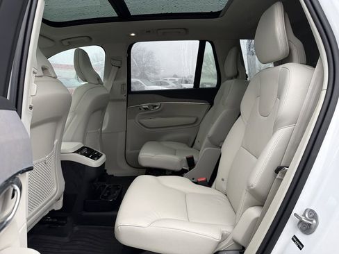 Used 2025 Volvo XC90 B6 Plus w/ Protection Package Premier image 14