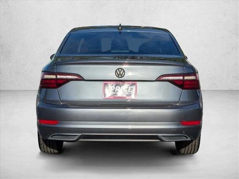 Used 2020 Volkswagen Jetta R-Line w/ R-Line Cold Weather Package image 6