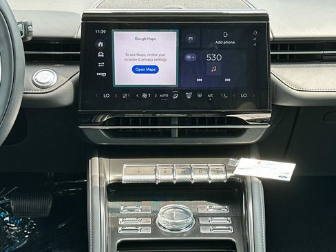 New 2025 Lincoln Nautilus Premier w/ Equipment Group 102A image 26