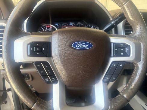 Used 2019 Ford F350 King Ranch w/ King Ranch Ultimate Package AWD/4WD image 15