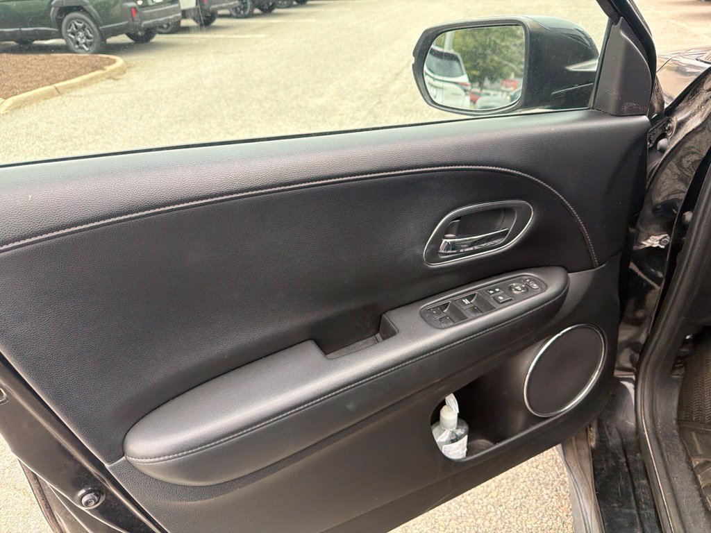 Used 2016 Honda HR-V EX-L image 13