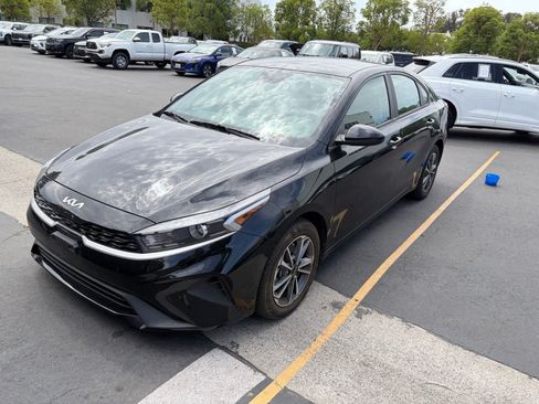 Used 2024 Kia Forte LXS FWD image 1