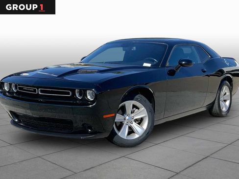 Certified 2023 Dodge Challenger SXT RWD image 1