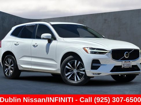 Used 2023 Volvo XC60 B5 Core w/ Protection Package Premier FWD image 2