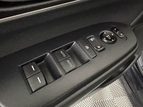 Used 2019 Honda CR-V EX image 11