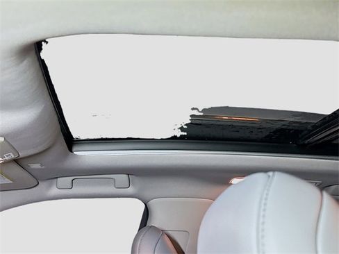 New 2026 Toyota Highlander Platinum image 25