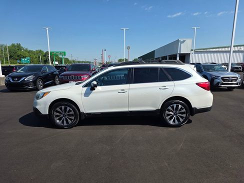 Used 2016 Subaru Outback 2.5i Limited AWD/4WD image 6