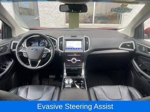 Used 2019 Ford Edge Titanium w/ Equipment Group 301A image 16