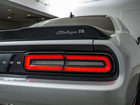Used 2022 Dodge Challenger R/T w/ T/A Package RWD image 17
