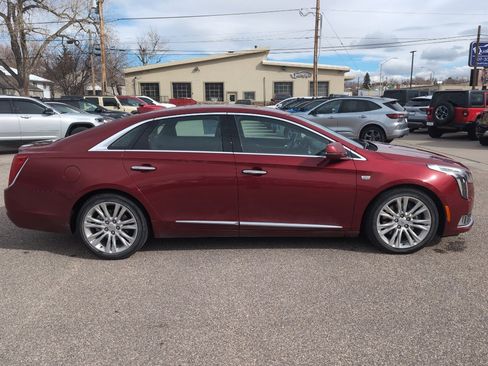 Used 2018 Cadillac XTS Luxury w/ Driver Awareness Package image 5