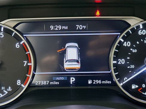 Used 2023 Nissan Rogue SV image 18