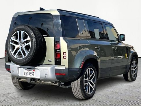 Used 2020 Land Rover Defender 110 HSE image 2