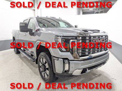 Used 2025 GMC Sierra 3500 Denali w/ Denali Reserve Package