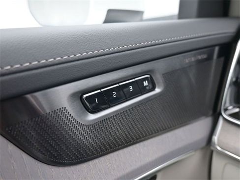 New 2026 Volvo XC90 B6 Ultra image 30
