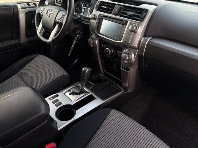 Used 2015 Toyota 4Runner SR5 RWD image 17