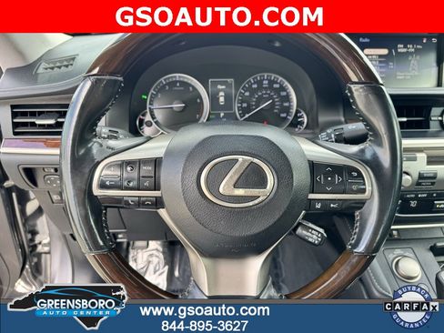 Used 2017 Lexus ES 350 w/ Premium Package image 22