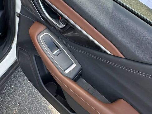 Used 2020 Subaru Outback Touring XT AWD/4WD image 24