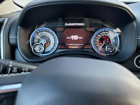 Used 2022 RAM 1500 Limited image 17