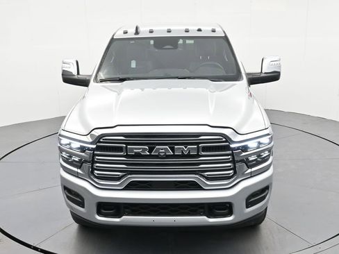 New 2026 RAM 2500 Laramie AWD/4WD image 22