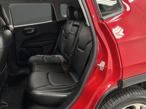 Used 2018 Jeep Compass Limited w/ Navigation Group AWD/4WD image 22