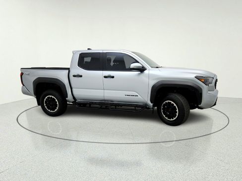 Used 2024 Toyota Tacoma TRD Off-Road w/ TRD Off Road Upgrade Package AWD/4WD image 6