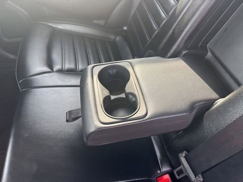 Used 2024 Ford Edge SEL image 28