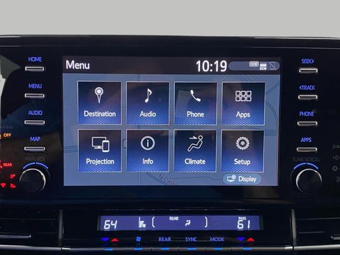 Used 2022 Toyota Sienna Platinum AWD/4WD image 25