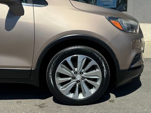 Used 2018 Buick Encore Preferred FWD image 2