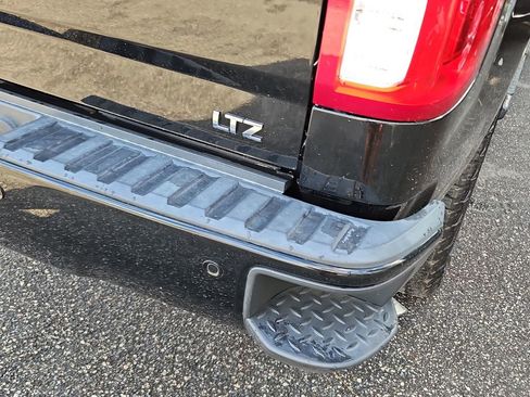 Used 2018 Chevrolet Silverado 1500 LTZ Z71 w/ LTZ Plus Package image 33