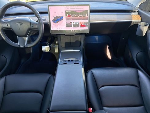 Used 2022 Tesla Model Y Performance image 21