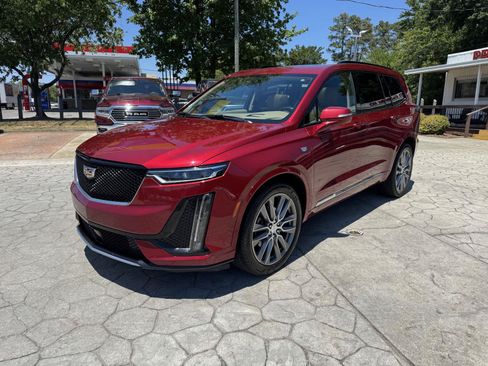Used 2020 Cadillac XT6 Sport w/ Platinum Package AWD/4WD image 11