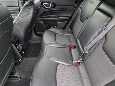 Certified 2022 Jeep Compass Latitude FWD image 15