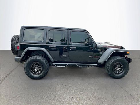 Used 2022 Jeep Wrangler Unlimited Rubicon w/ Xtreme Recon 35" Tire Package AWD/4WD image 3