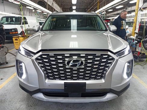 Used 2022 Hyundai Palisade SEL w/ Convenience Package AWD/4WD image 3