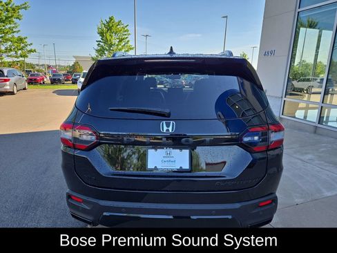 Used 2026 Honda Pilot Black Edition image 4