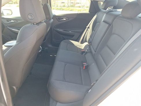 Used 2025 Chevrolet Malibu LT FWD image 14