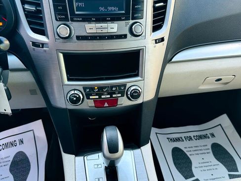 Used 2014 Subaru Outback 2.5i image 14