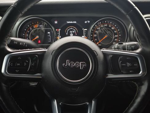 Used 2020 Jeep Wrangler Unlimited Sahara w/ LED Lighting Group AWD/4WD image 24