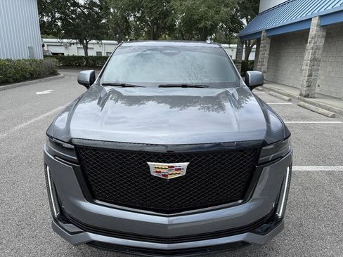 Used 2021 Cadillac Escalade Sport AWD/4WD image 10
