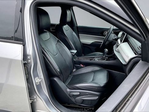 Certified 2023 Jeep Compass Limited AWD/4WD image 12