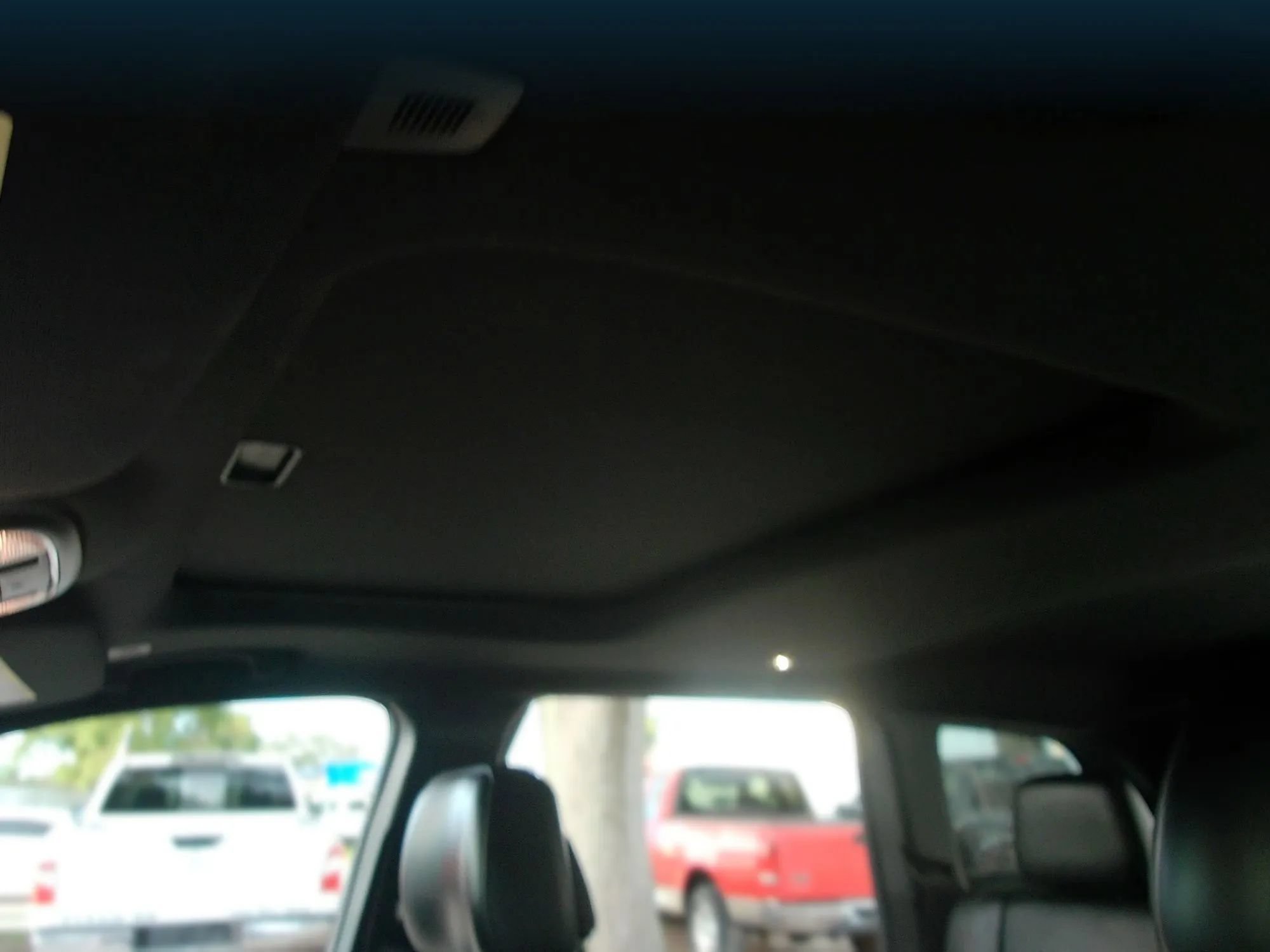 Used 2017 Jeep Grand Cherokee Limited RWD image 15