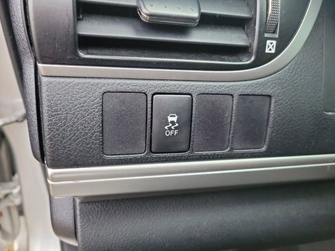 Used 2014 Toyota Camry SE image 22