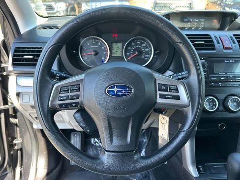 Used 2014 Subaru Forester 2.5i Premium w/ All-Weather Package image 21