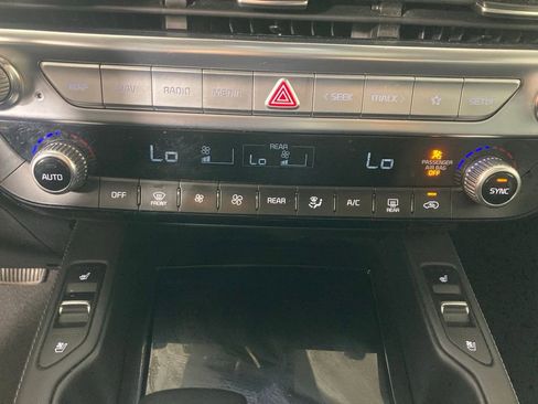 Used 2021 Kia Telluride EX w/ EX Premium Package AWD/4WD image 8