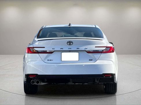 New 2026 Toyota Camry Hybrid image 5