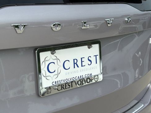 New 2026 Volvo XC90 B6 Plus w/ Protection Package Premier image 6