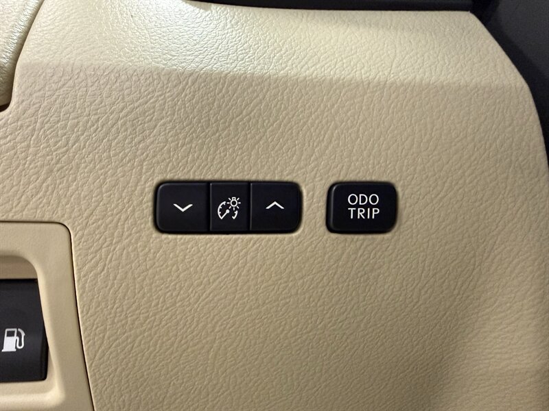Used 2010 Lexus RX 350 2WD w/ Premium Pkg image 27