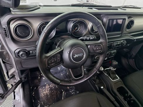 Used 2021 Jeep Wrangler Sport AWD/4WD image 3