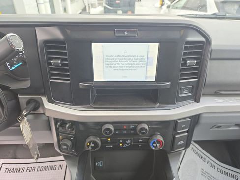 Used 2025 Ford F350 XLT w/ FX4 Off-Road Package image 15